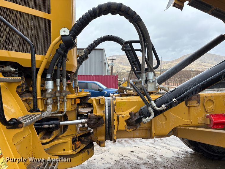 image for item EU8567 2013 Caterpillar 740B articulated haul truck