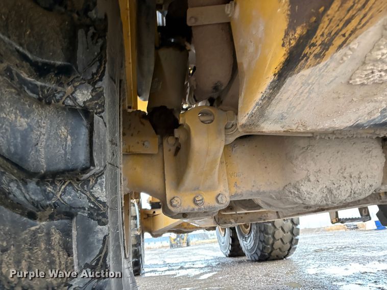 image for item EU8567 2013 Caterpillar 740B articulated haul truck