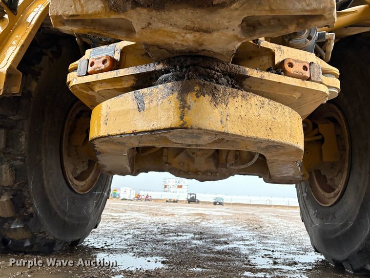 image for item EU8567 2013 Caterpillar 740B articulated haul truck