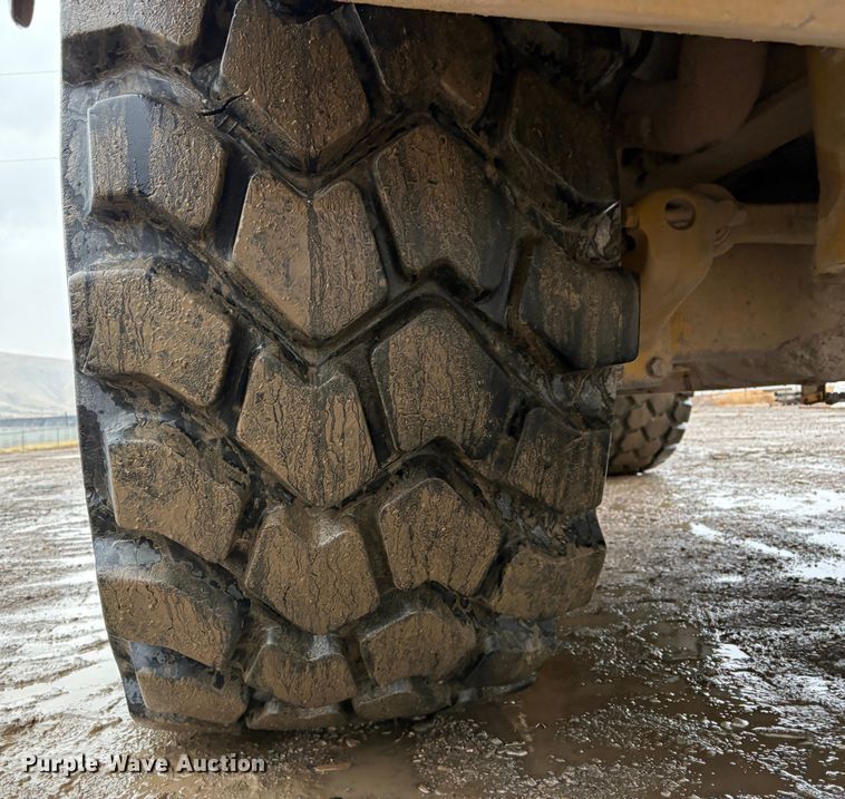 image for item EU8567 2013 Caterpillar 740B articulated haul truck