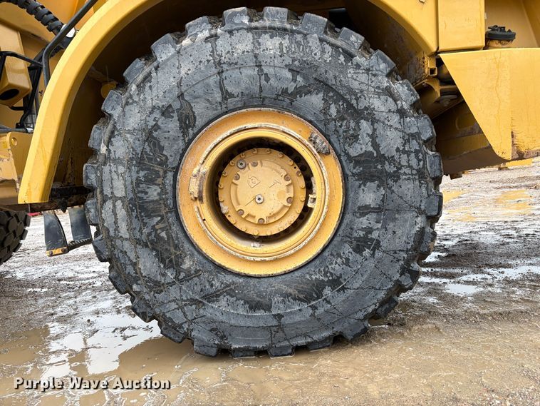 image for item EU8567 2013 Caterpillar 740B articulated haul truck