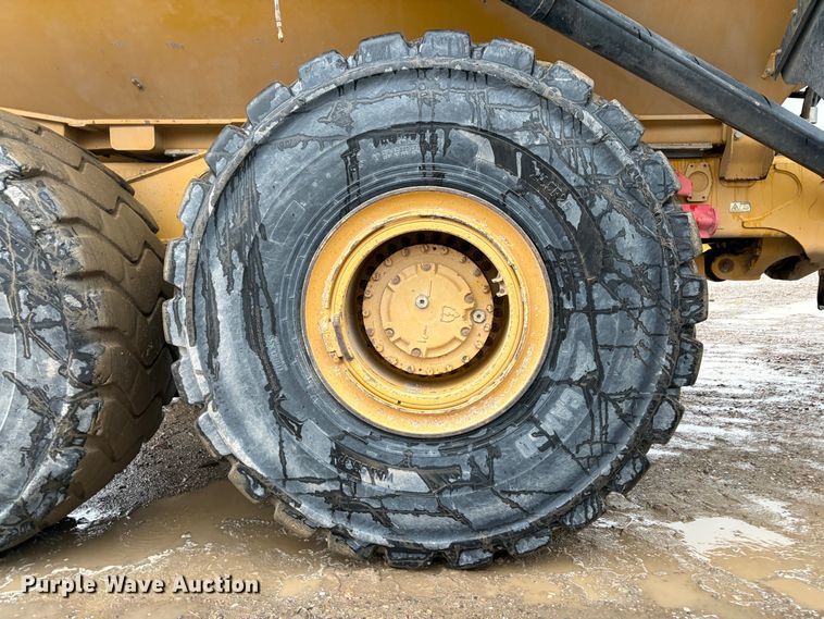 image for item EU8567 2013 Caterpillar 740B articulated haul truck