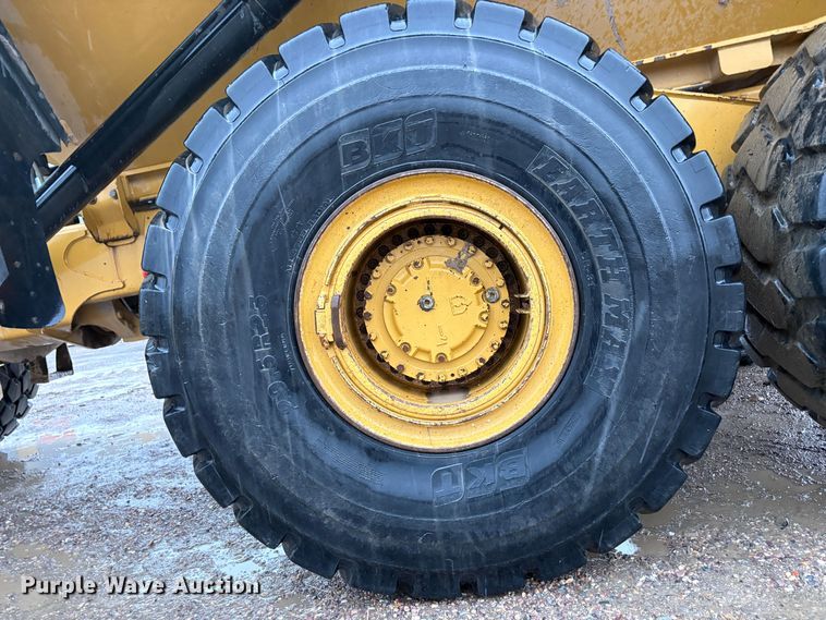 image for item EU8567 2013 Caterpillar 740B articulated haul truck