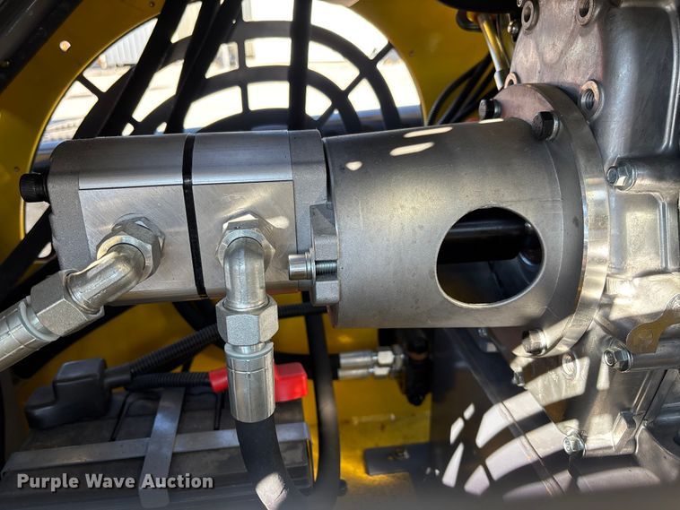 image for item EV3445 2025 Starvox SV-480 compact utility loader