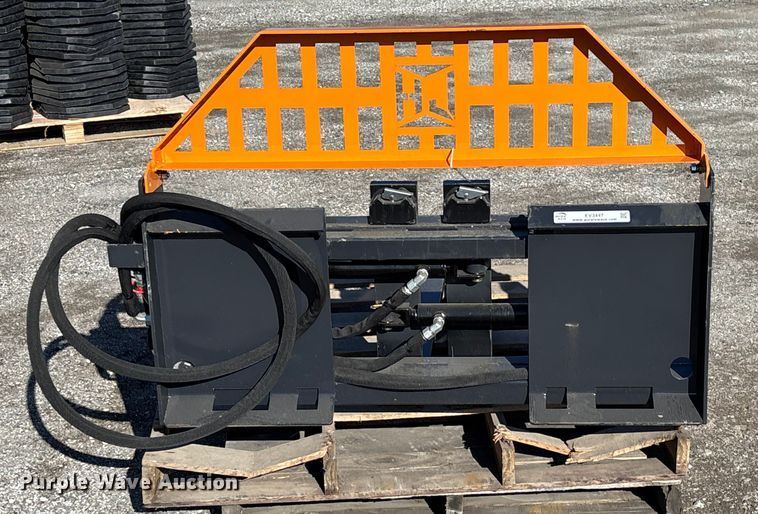 image for item EV3447 2025 LandHonor HPF-11-3000G skid steer forks