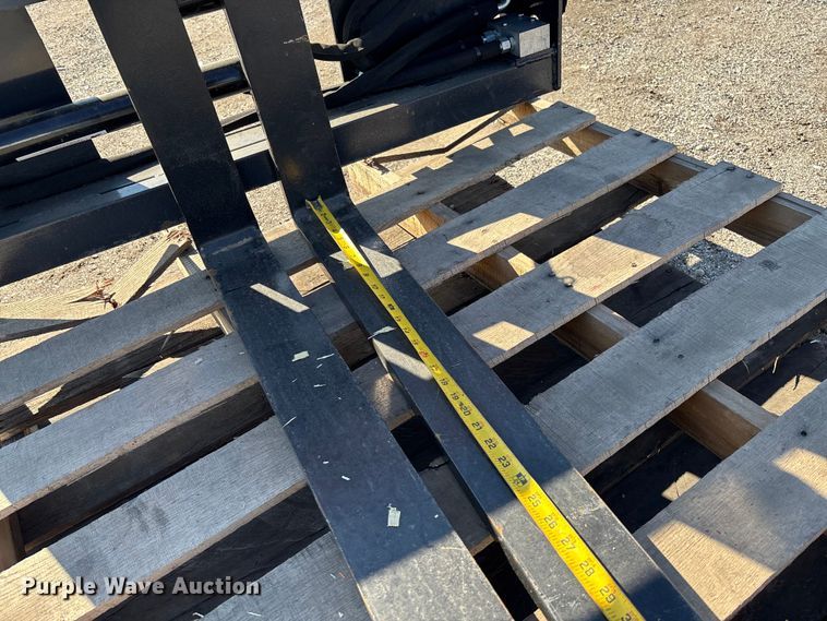 image for item EV3447 2025 LandHonor HPF-11-3000G skid steer forks