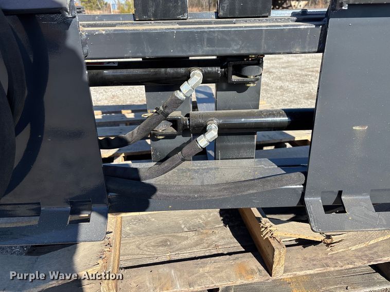 image for item EV3447 2025 LandHonor HPF-11-3000G skid steer forks