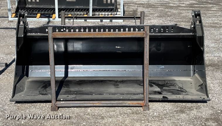 image for item EV3448 2025 Captok CK-KH72 skid steer four-in-one bucket