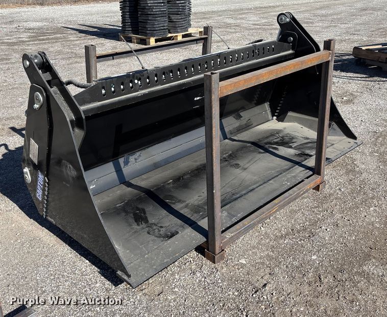 image for item EV3448 2025 Captok CK-KH72 skid steer four-in-one bucket