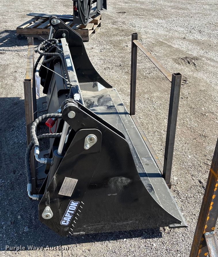 image for item EV3448 2025 Captok CK-KH72 skid steer four-in-one bucket