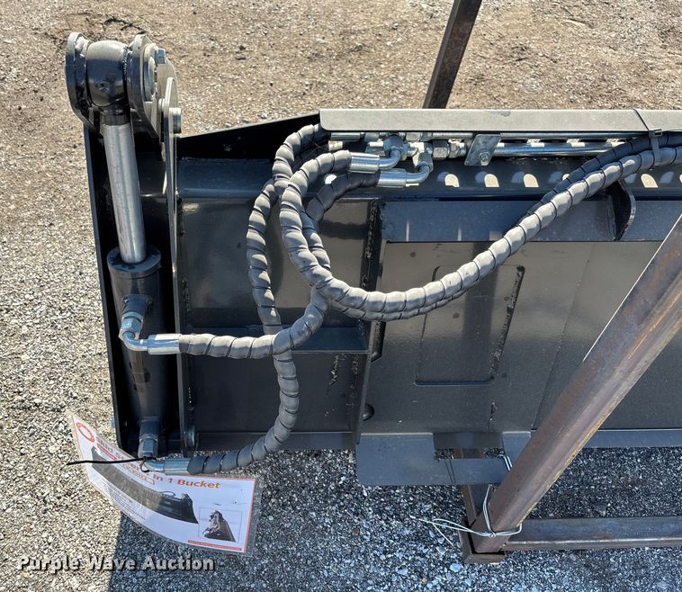 image for item EV3448 2025 Captok CK-KH72 skid steer four-in-one bucket