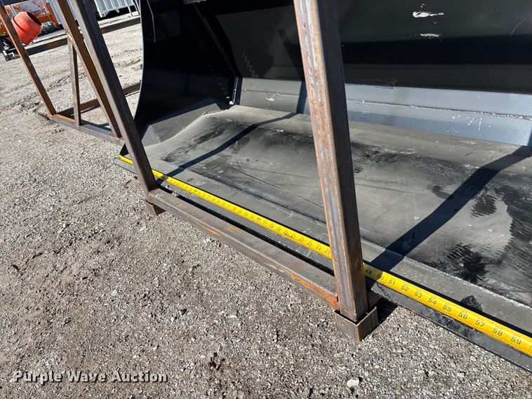 image for item EV3448 2025 Captok CK-KH72 skid steer four-in-one bucket