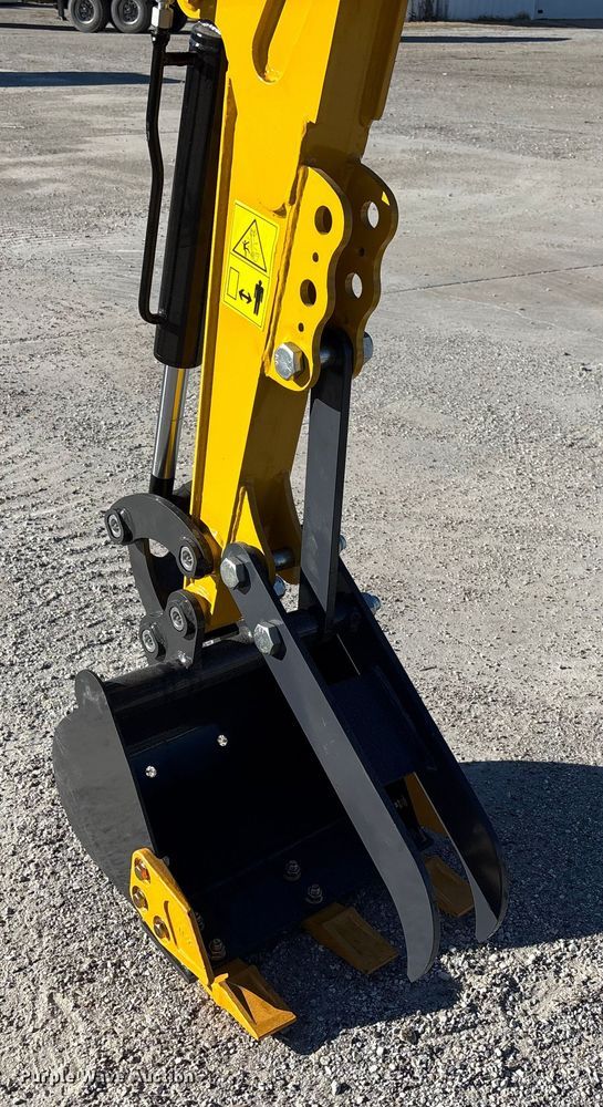 image for item EV3453 2025 Starvox SV-ME15 mini excavator