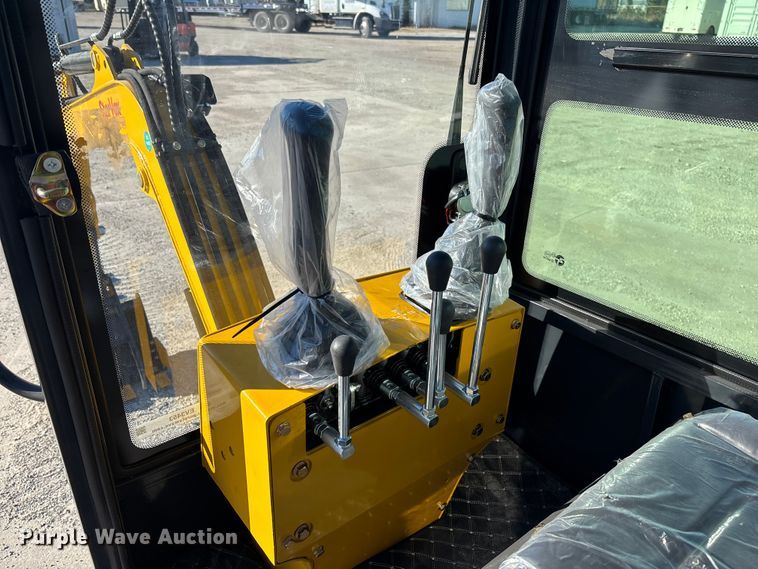 image for item EV3453 2025 Starvox SV-ME15 mini excavator