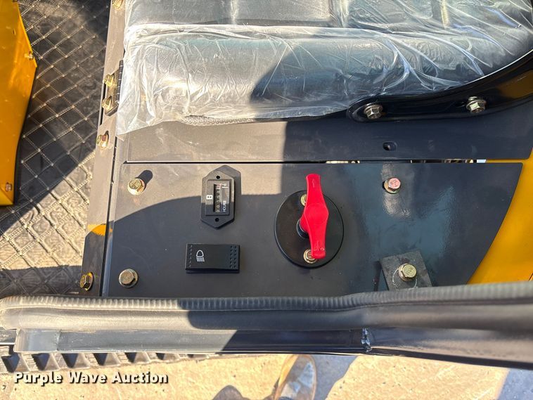 image for item EV3453 2025 Starvox SV-ME15 mini excavator