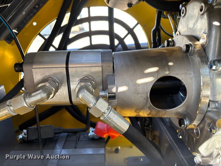 image for item EV3454 2025 Starvox SV-480 compact utility loader