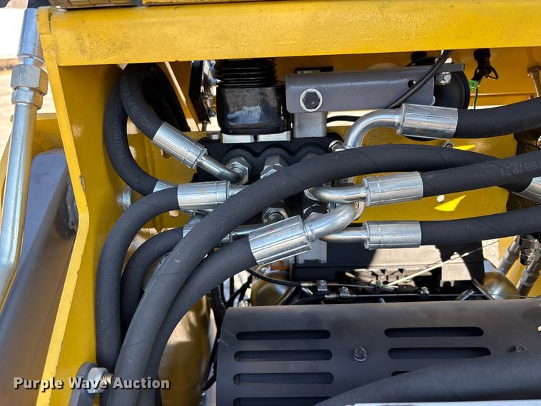 image for item EV3454 2025 Starvox SV-480 compact utility loader