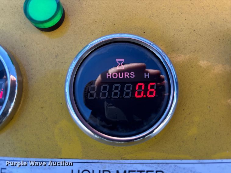 image for item EV3454 2025 Starvox SV-480 compact utility loader