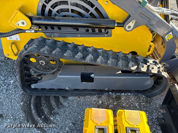 image for item EV3454 2025 Starvox SV-480 compact utility loader