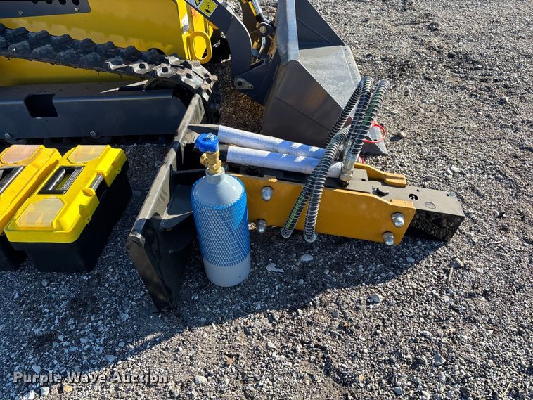 image for item EV3454 2025 Starvox SV-480 compact utility loader