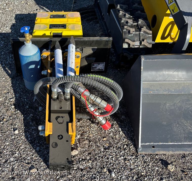 image for item EV3454 2025 Starvox SV-480 compact utility loader