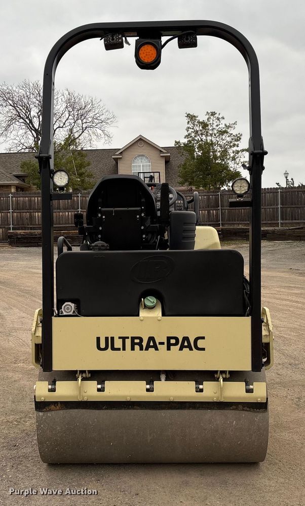 image for item EV3498 Ingersoll Rand DD-34HF double drum vibratory roller