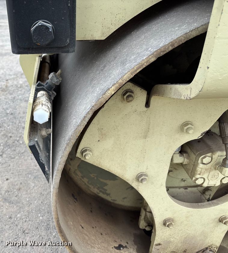 image for item EV3498 Ingersoll Rand DD-34HF double drum vibratory roller