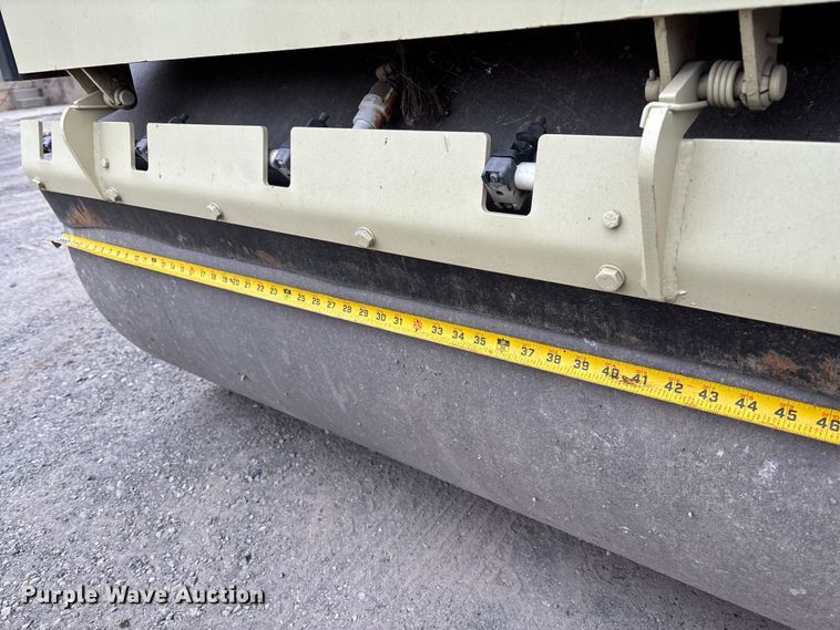 image for item EV3498 Ingersoll Rand DD-34HF double drum vibratory roller