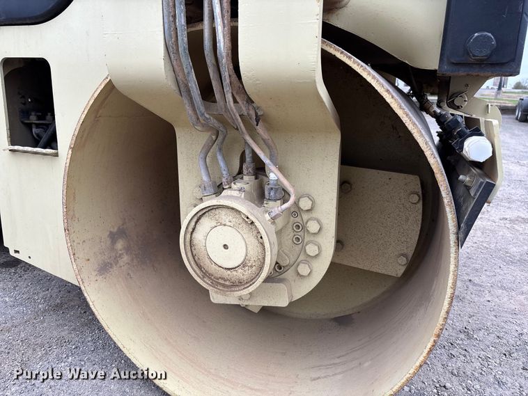 image for item EV3498 Ingersoll Rand DD-34HF double drum vibratory roller