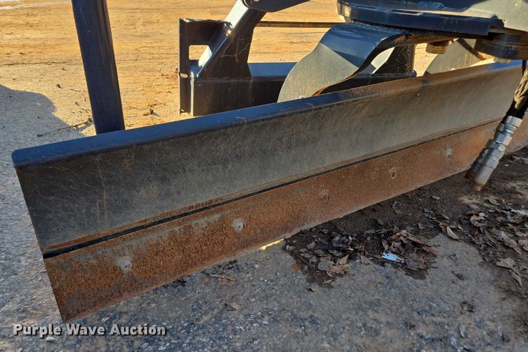 image for item EV4520 2023 Bobcat MI Grader 84 skid steer grader