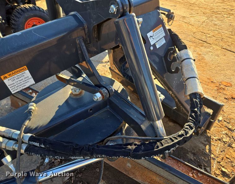 image for item EV4520 2023 Bobcat MI Grader 84 skid steer grader