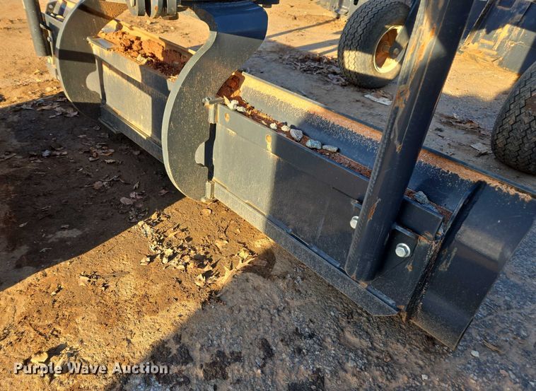 image for item EV4520 2023 Bobcat MI Grader 84 skid steer grader