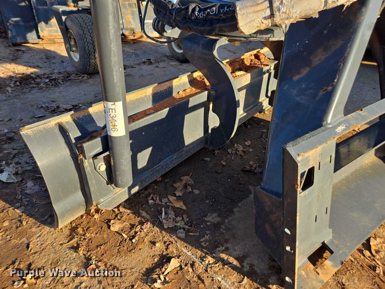 image for item EV4520 2023 Bobcat MI Grader 84 skid steer grader