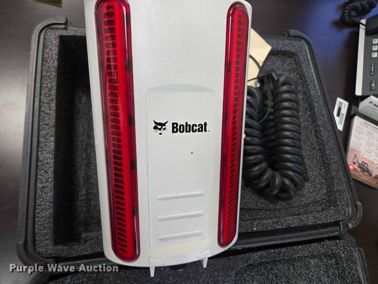 image for item EV4520 2023 Bobcat MI Grader 84 skid steer grader