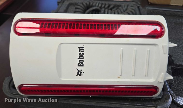 image for item EV4520 2023 Bobcat MI Grader 84 skid steer grader