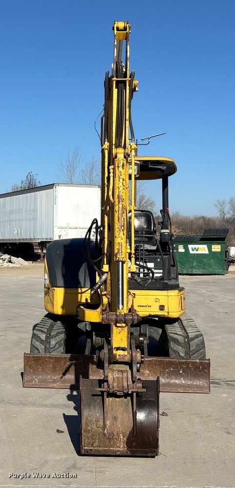image for item FG1604 2004 Komatsu PC50MR-2 mini excavator