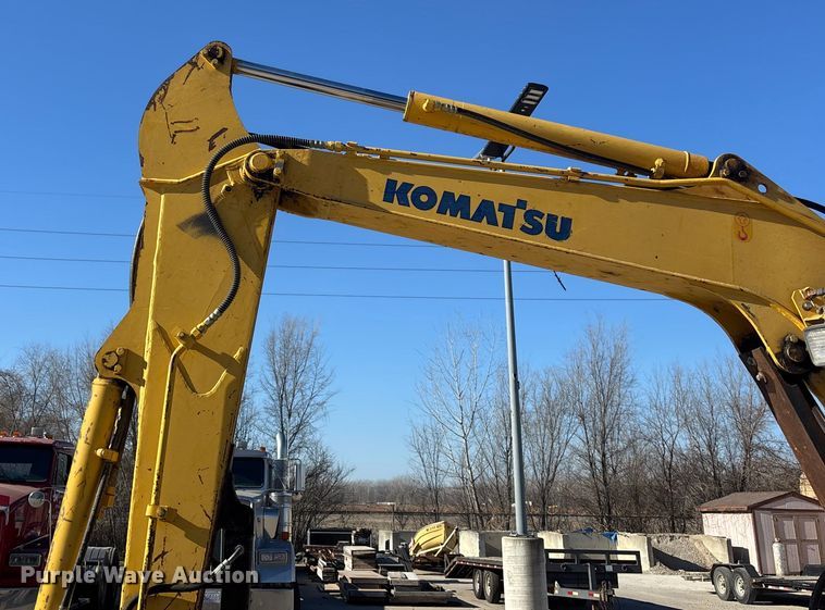 image for item FG1604 2004 Komatsu PC50MR-2 mini excavator