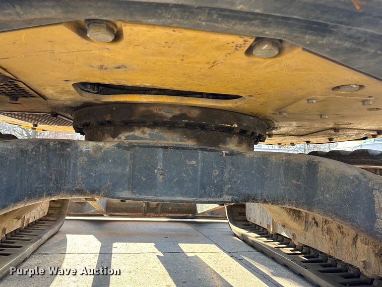 image for item FG1604 2004 Komatsu PC50MR-2 mini excavator