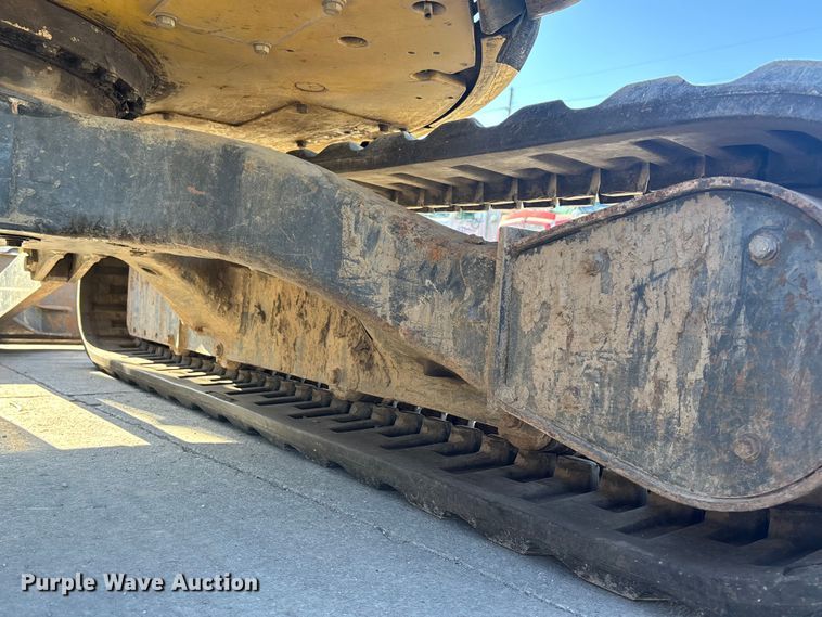 image for item FG1604 2004 Komatsu PC50MR-2 mini excavator