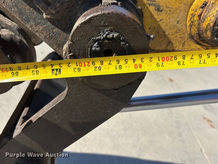 image for item FG1604 2004 Komatsu PC50MR-2 mini excavator