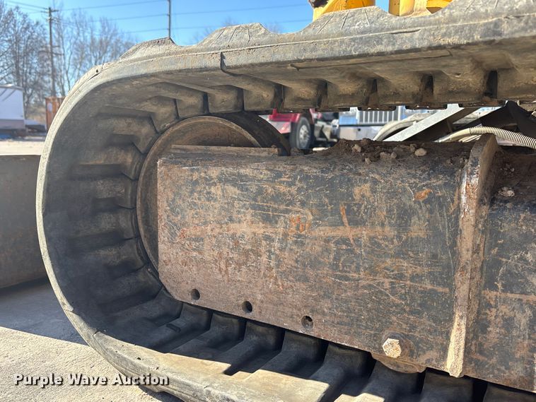 image for item FG1604 2004 Komatsu PC50MR-2 mini excavator