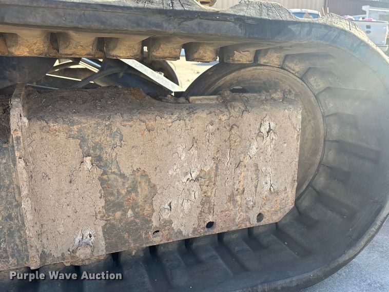 image for item FG1604 2004 Komatsu PC50MR-2 mini excavator