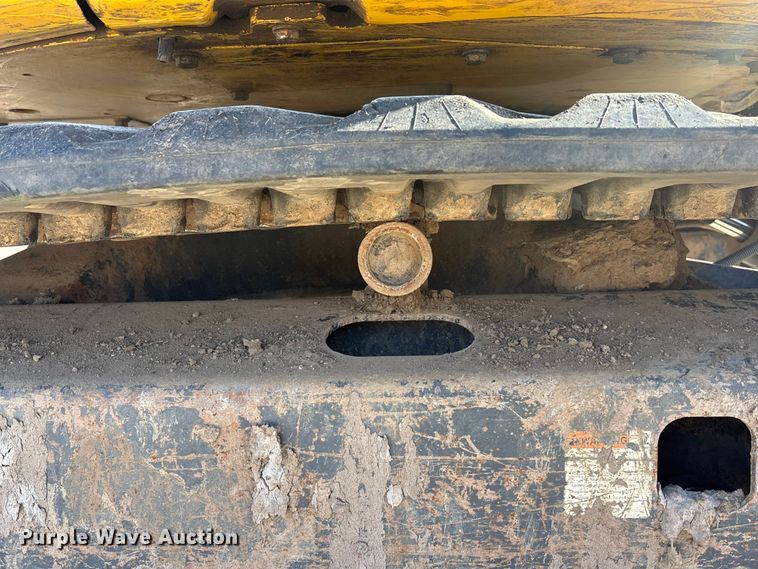 image for item FG1604 2004 Komatsu PC50MR-2 mini excavator