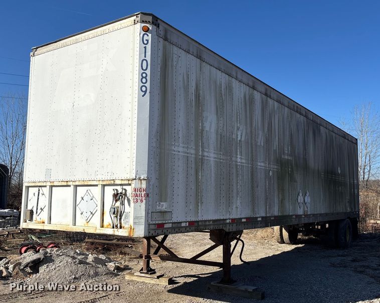 image for item FG1605 1995 Monon dry van trailer