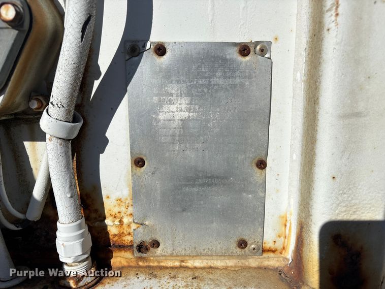 image for item FG1605 1995 Monon dry van trailer