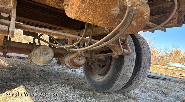 image for item FG1605 1995 Monon dry van trailer