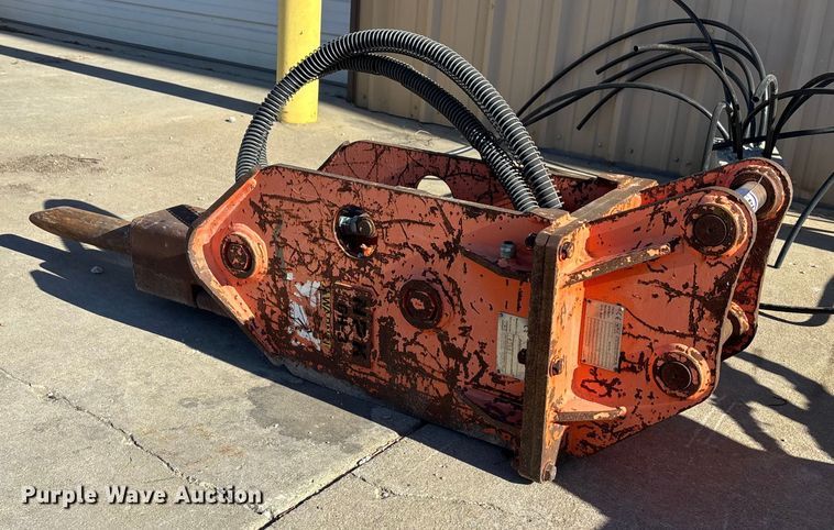 image for item FG1606 NPK breaker