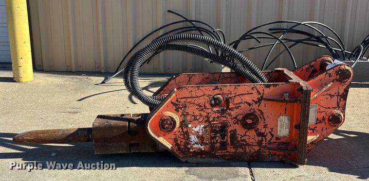 image for item FG1606 NPK breaker