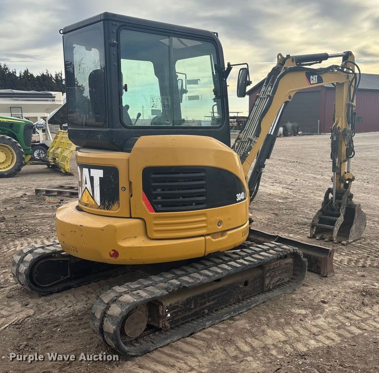 image for item FG1643 2012 Caterpillar 304D mini excavator