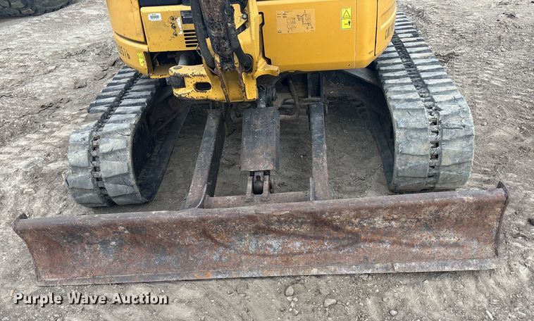 image for item FG1643 2012 Caterpillar 304D mini excavator